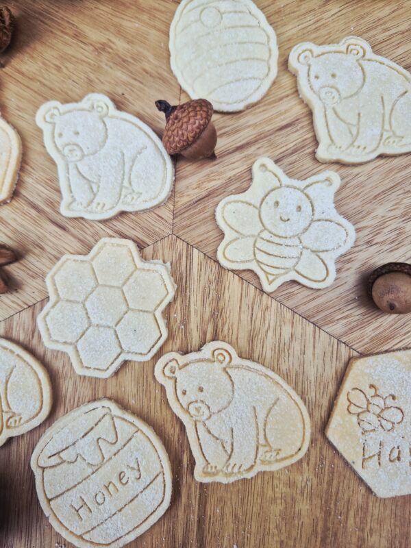 Boris goes Honey Hunting 🍯🐻