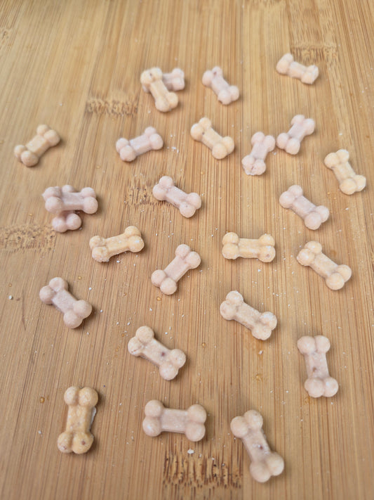 Teeny Tiny Bones🦴