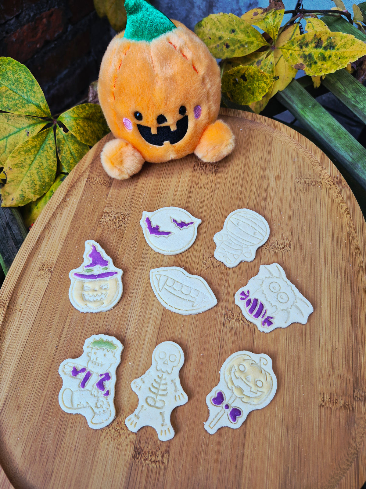 Tricksters & treats 🍬