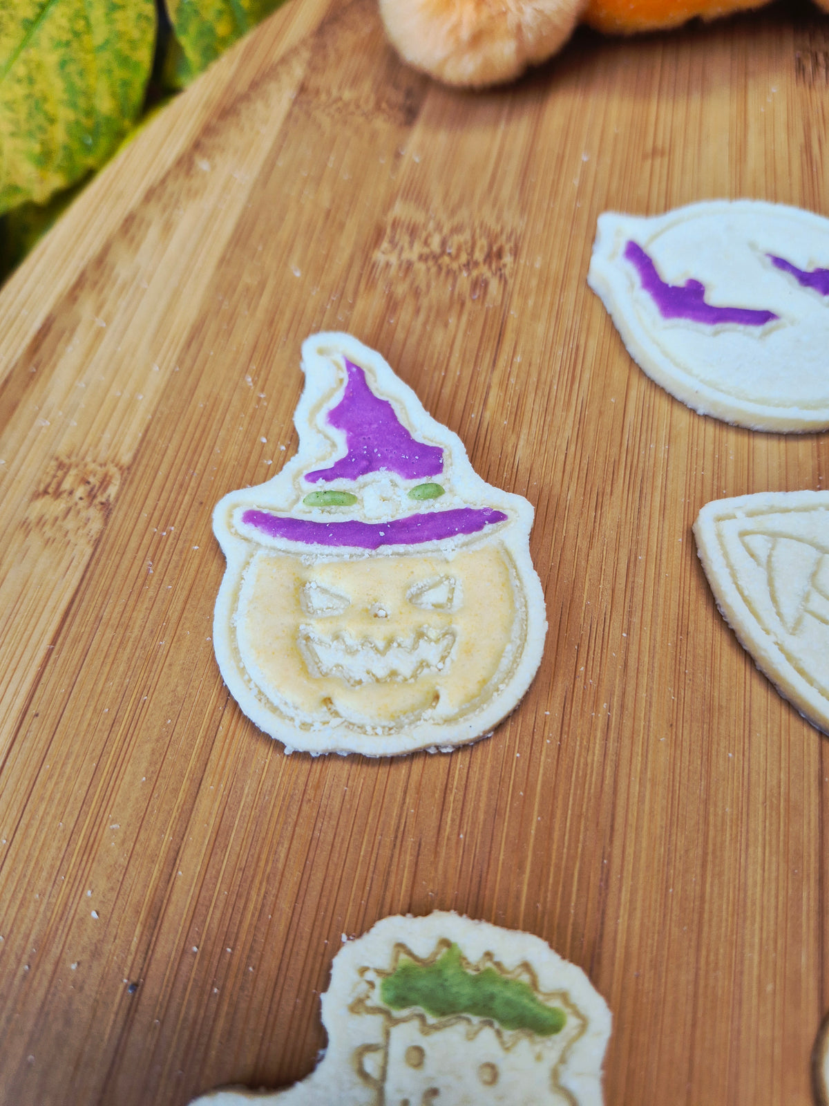 Tricksters & treats 🍬