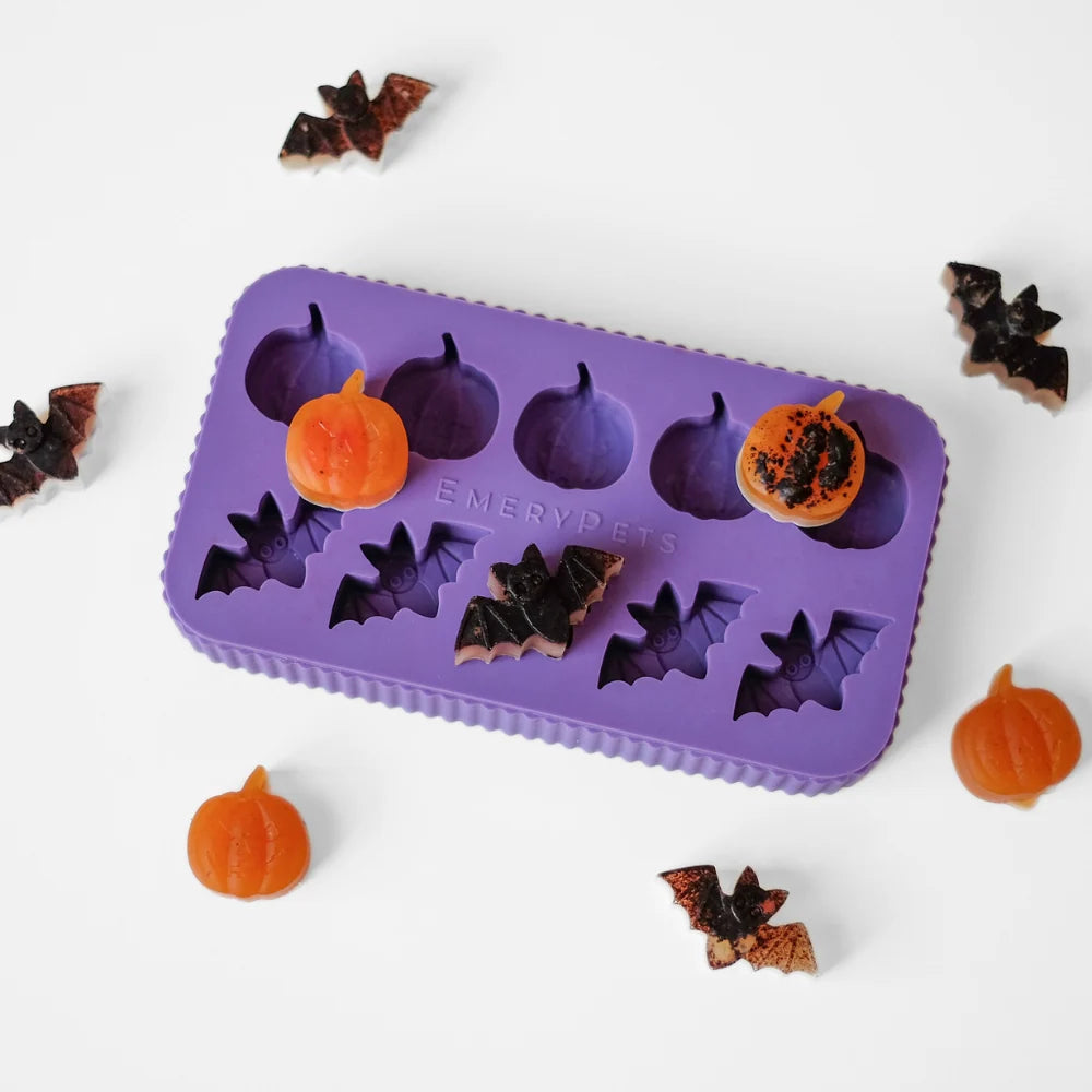 🦇🎃 Bat & Pumpkin Treat Mold 🎃🦇
