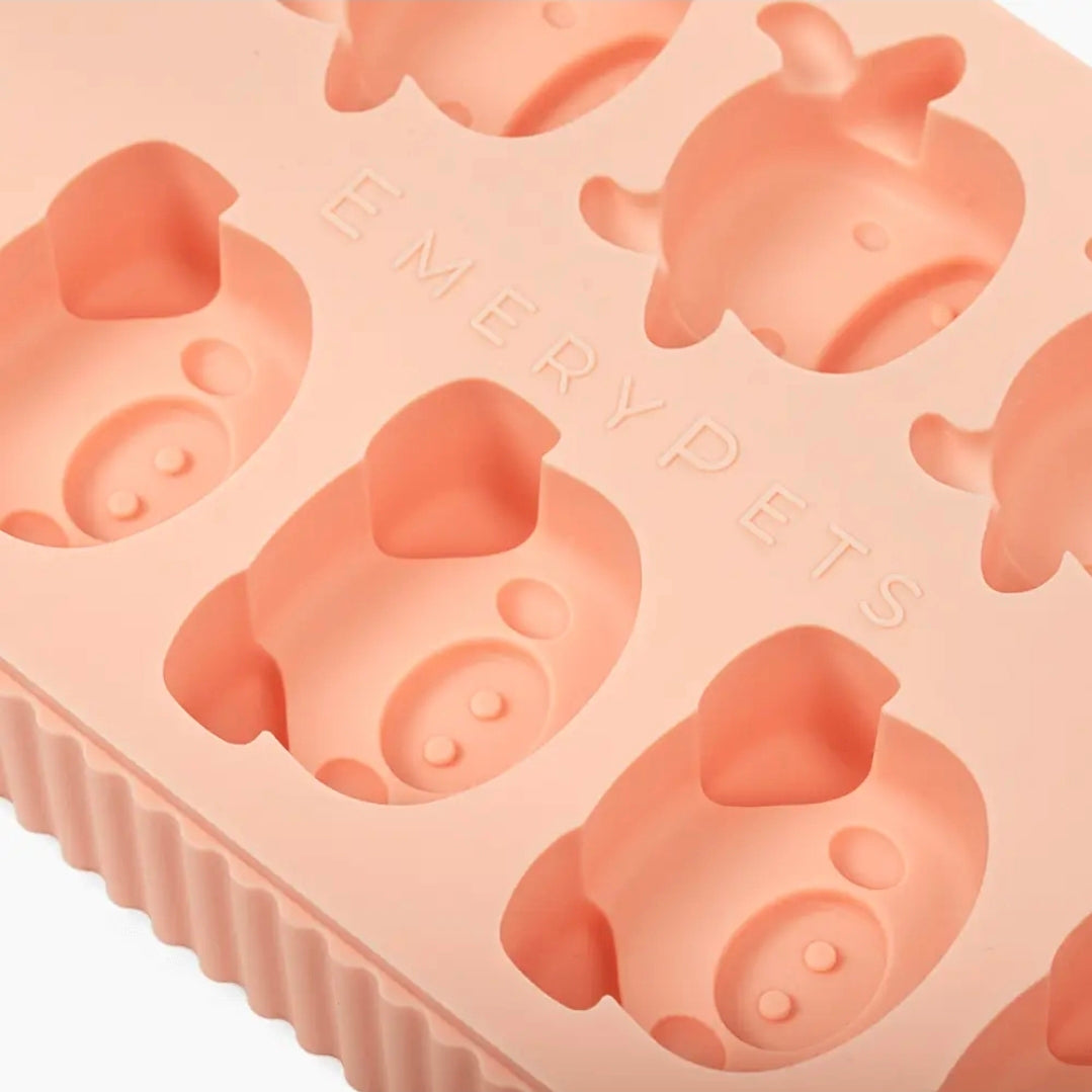 🐷🐮 Pig & Cow Treat Mold 🐮🐷