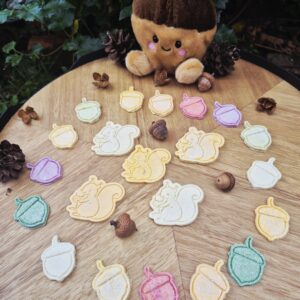 Ankie Goes Nuts hondenkoekjes in de vorm van eekhoorns en eikels, in verschillende groentesmaken.