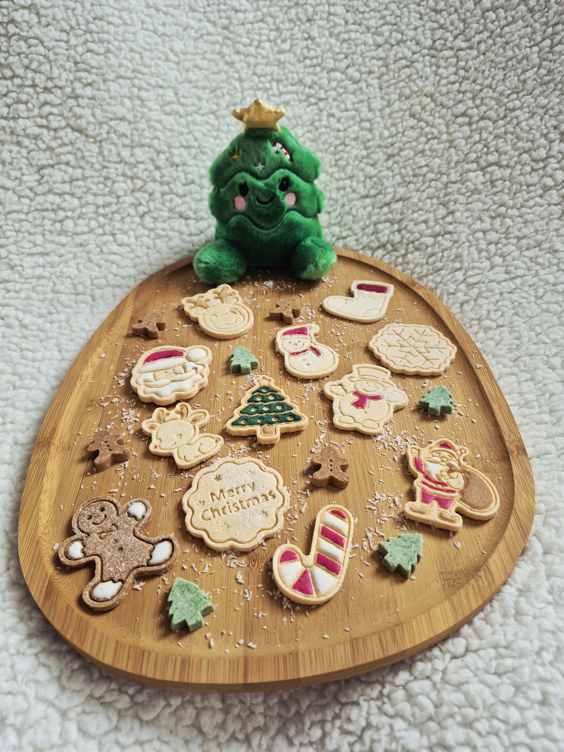 Kerstpakket 2 met gevarieerde kerstkoekjes voor honden