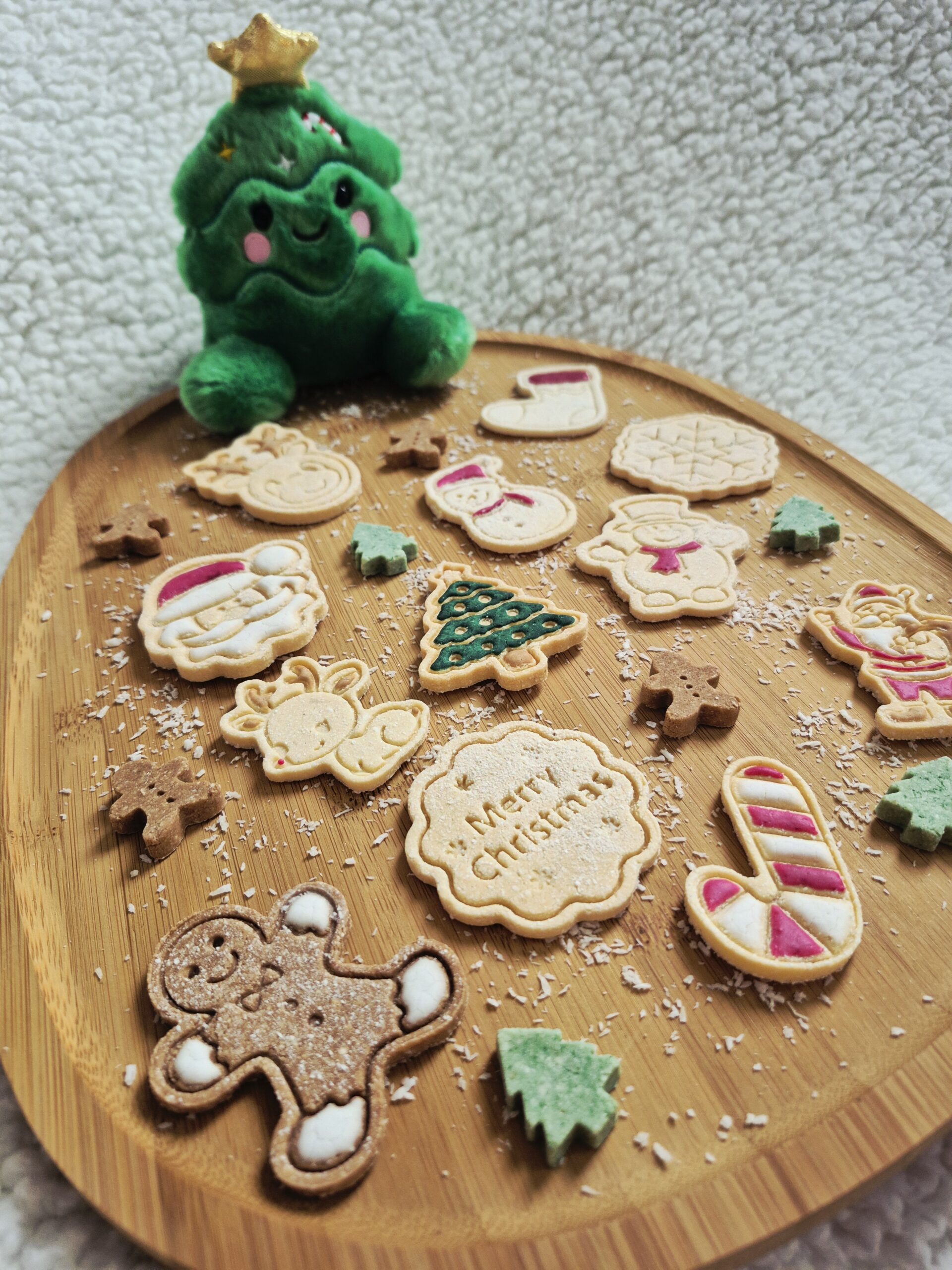 Kerstpakket 2 met gevarieerde kerstkoekjes voor honden