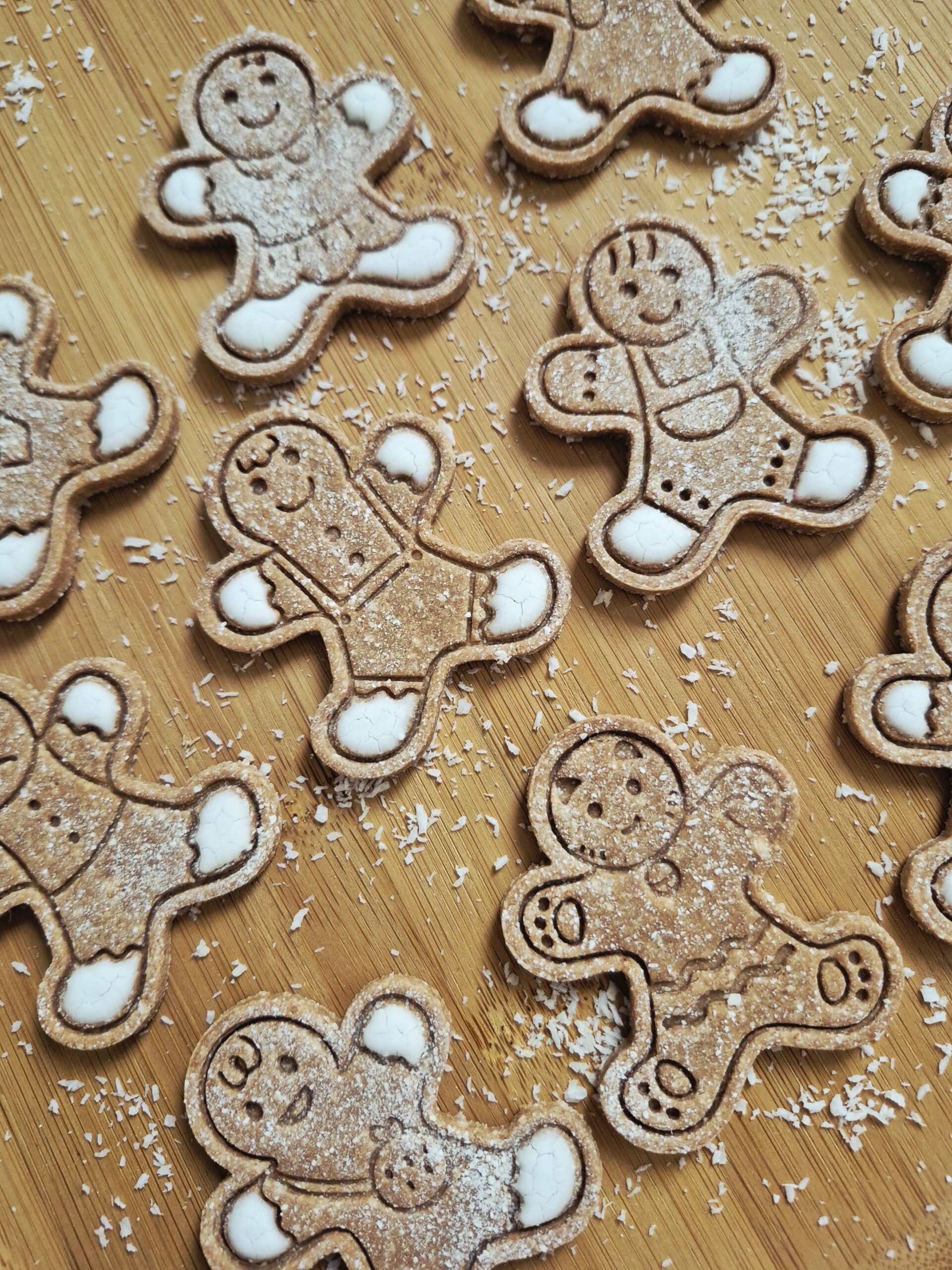 Ginger Buddies gingerbread hondenkoekjes met verschillende vrolijke gezichtjes